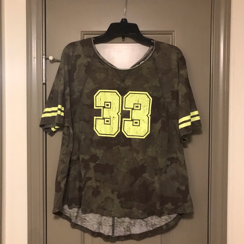 Catos Active wear. Women’s camp shirt.